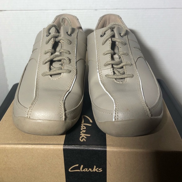 Clarks Women’s Everlay Elma Oxfords Size 8 - Picture 1 of 5